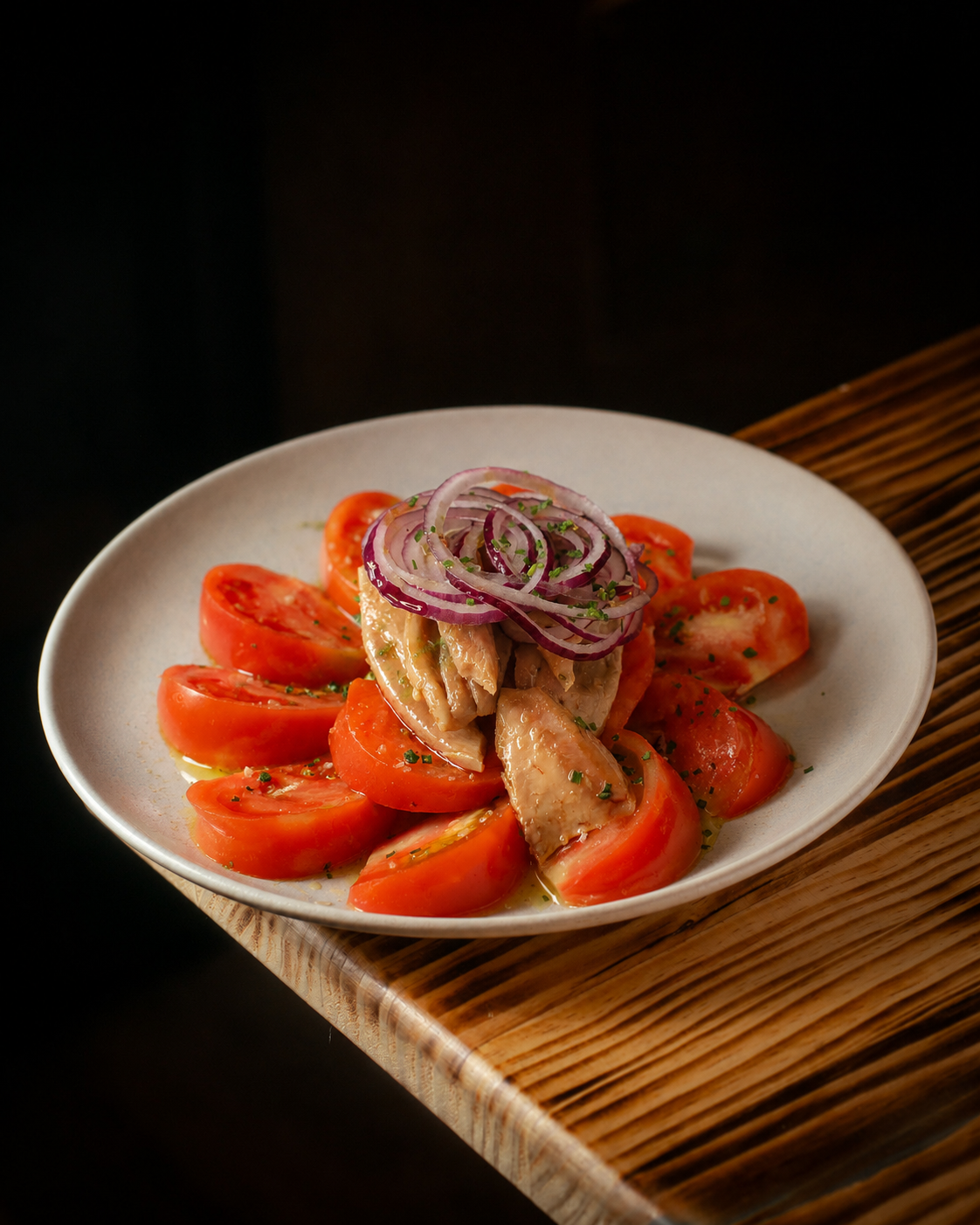 Tomate rosa con ventresca